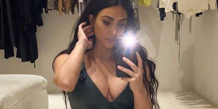 Kim Kardashian hyper torride dans de la lingerie sur Instagram !
