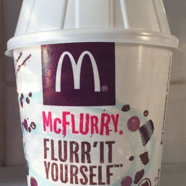 McDonald’s propose son nouveau McFlurry Cookie Time pour pas cher !